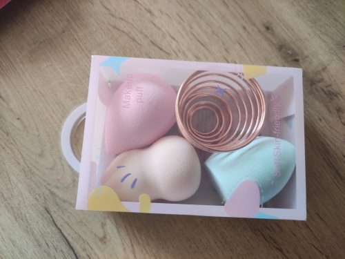 Essaco Makeup Puff - Sminkszivacs, beautyblender - 3 darab + tartó - Színes