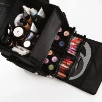 Táskák és tárolók